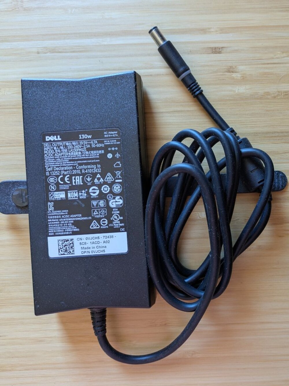 One Year New Genuine Dell 130W AC Adapter / Charger